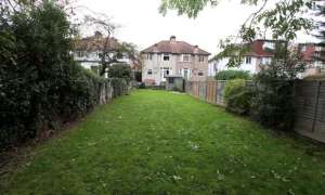 3 Bed house for Sale, Farm Road, HA8
